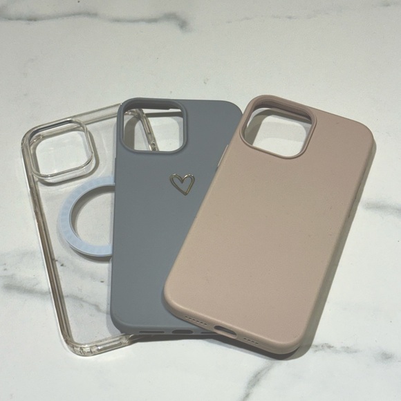 iPhone 13 Pro Max bundle of 3 phone cases - Picture 1 of 1